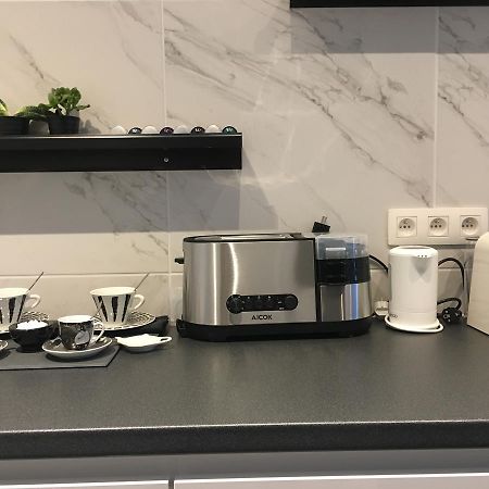 Les Lofts De Styliste Aparthotel Saint-Gilles Bagian luar foto