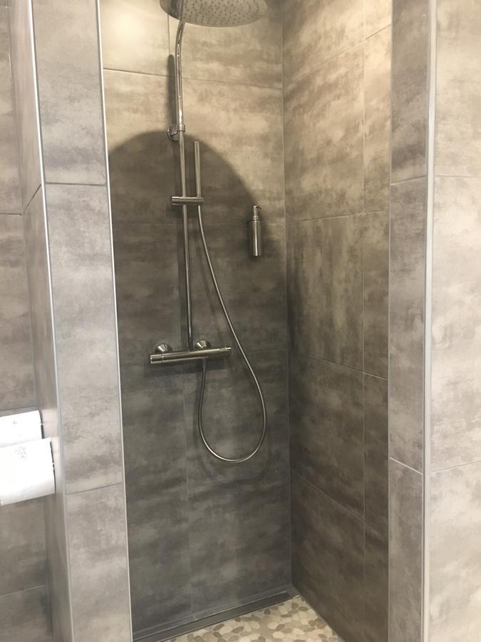 Les Lofts De Styliste Aparthotel Saint-Gilles Bagian luar foto