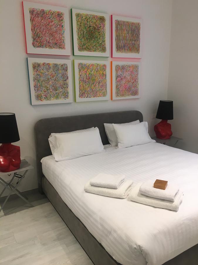 Les Lofts De Styliste Aparthotel Saint-Gilles Bagian luar foto