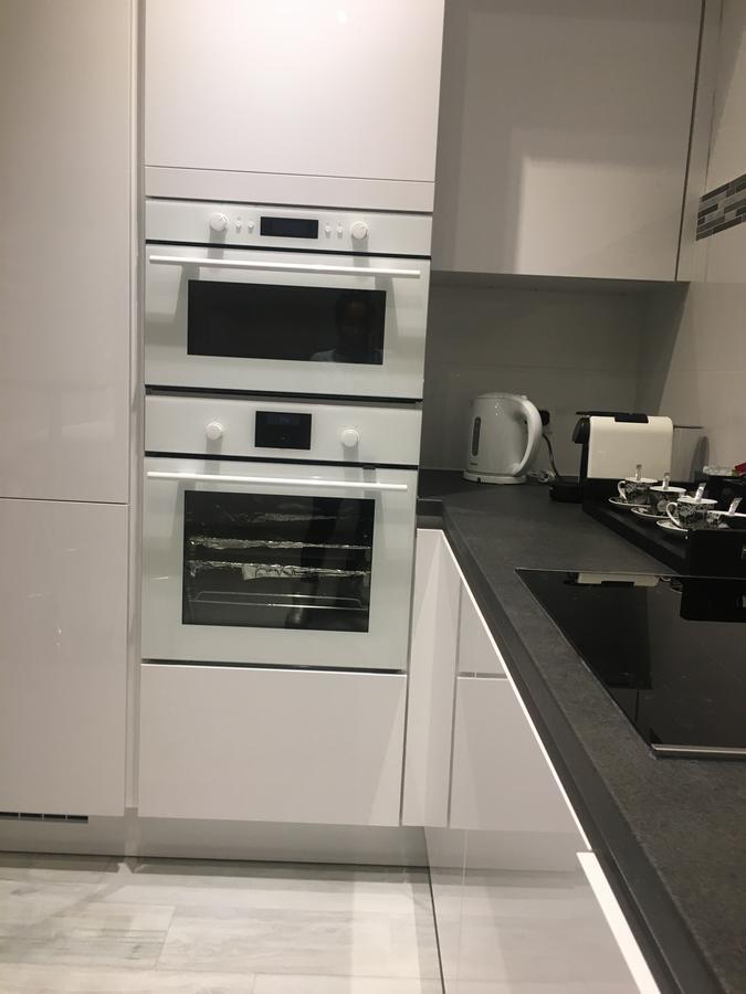 Les Lofts De Styliste Aparthotel Saint-Gilles Bagian luar foto