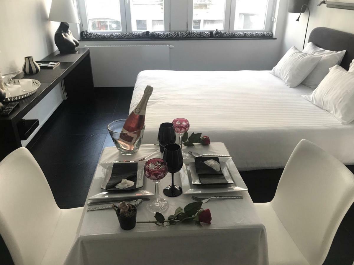 Les Lofts De Styliste Aparthotel Saint-Gilles Bagian luar foto
