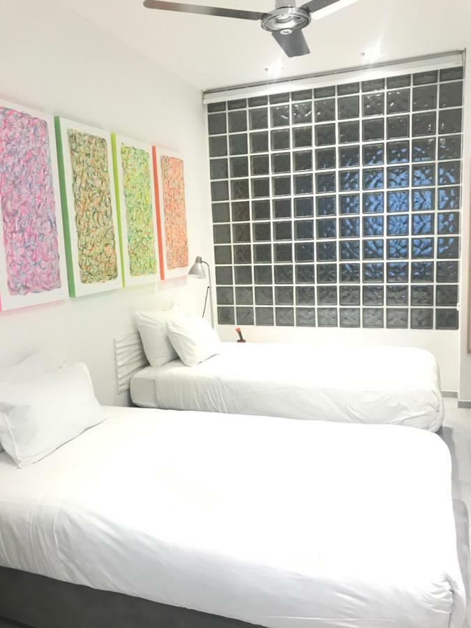 Les Lofts De Styliste Aparthotel Saint-Gilles Bagian luar foto