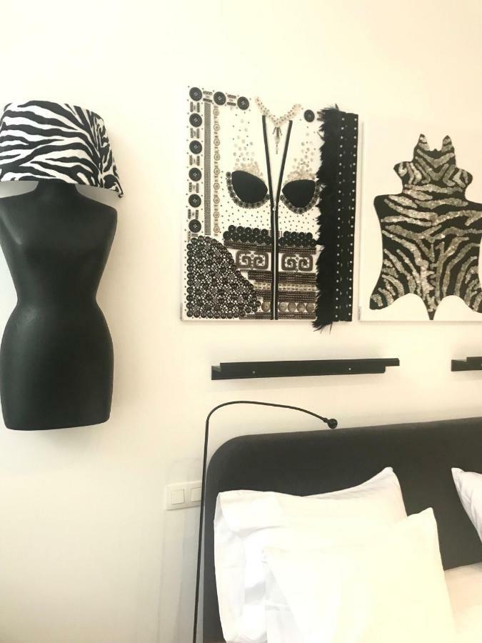 Les Lofts De Styliste Aparthotel Saint-Gilles Bagian luar foto